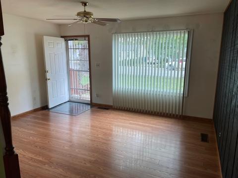 349 S Hillcrest Ave, Kankakee, IL 60901 photo 2