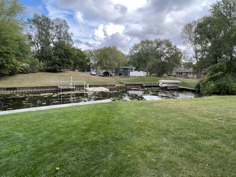 2808 N Baycliff Dr, Mchenry, IL 60050 photo 48