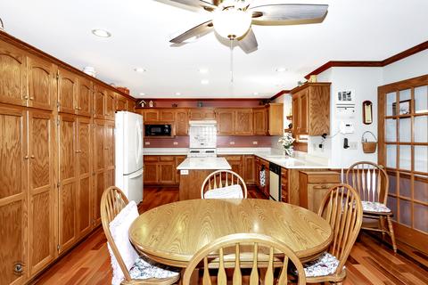 1737 185th St, Lansing, IL 60438 photo 9
