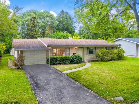 30 Circle Dr E, Montgomery, IL 60538 photo 1