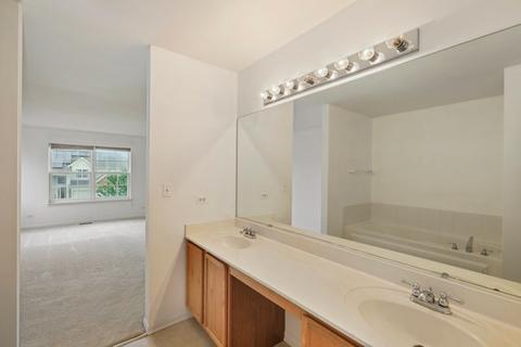 1613 Montclair Dr, Elgin, IL 60123 photo 30