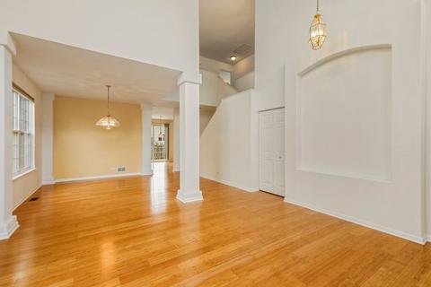 1613 Montclair Dr, Elgin, IL 60123 photo 6