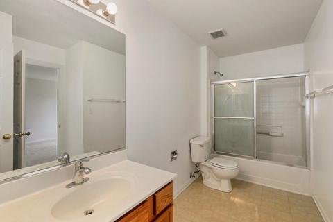 1613 Montclair Dr, Elgin, IL 60123 photo 24
