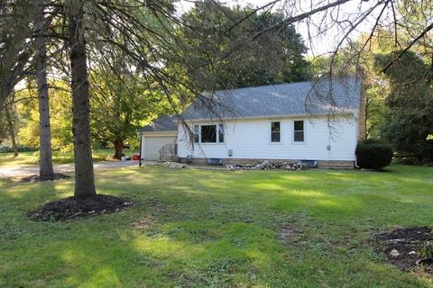 1709 N Riverside Dr, Mchenry, IL 60050 photo 2