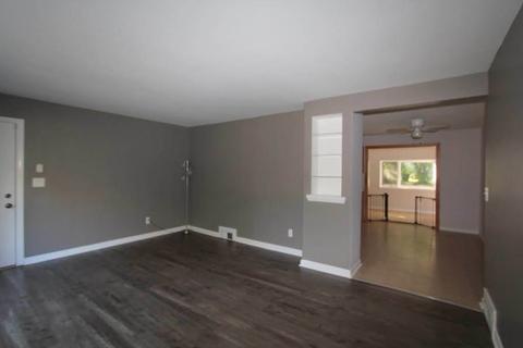 1709 N Riverside Dr, Mchenry, IL 60050 photo 9