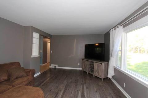 1709 N Riverside Dr, Mchenry, IL 60050 photo 11