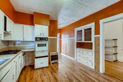 1237 Wisconsin Ave, Berwyn, IL 60402 photo 4
