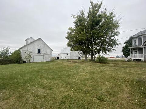 4684 Perry Rd, Malta, IL 60150 photo 24