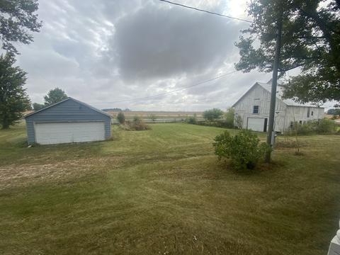 4684 Perry Rd, Malta, IL 60150 photo 6