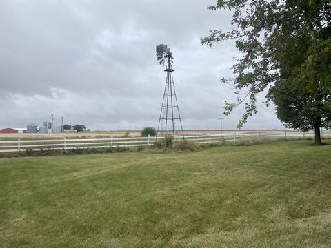 4684 Perry Rd, Malta, IL 60150 photo 5