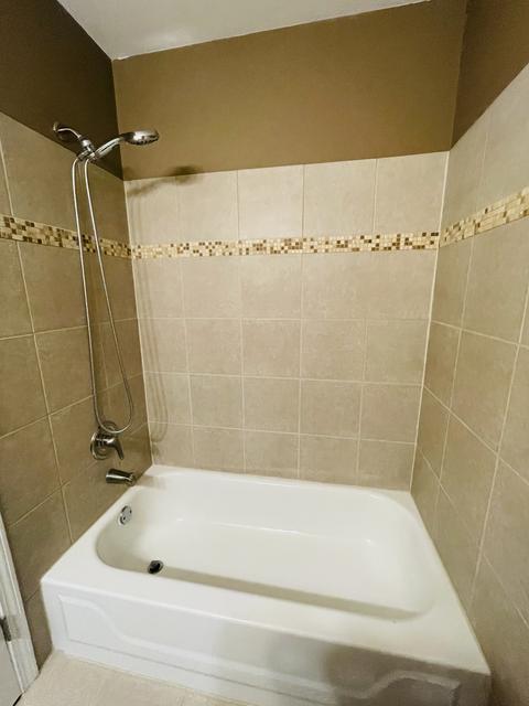1165 Longford Rd, Bartlett, IL 60103 photo 13