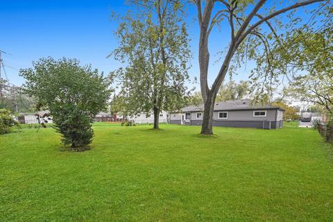 325 Apache Ln, Hoffman Estates, IL 60169 photo 15
