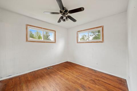325 Apache Ln, Hoffman Estates, IL 60169 photo 14