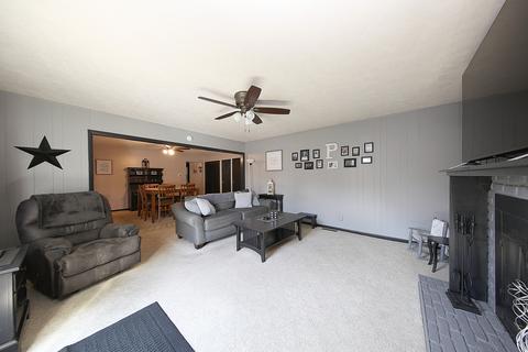 1809 Bruce St, Morris, IL 60450 photo 4