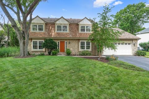 799 E Gartner Rd, Naperville, IL 60540 photo 1