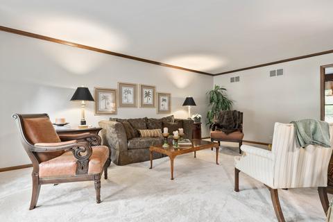 799 E Gartner Rd, Naperville, IL 60540 photo 5