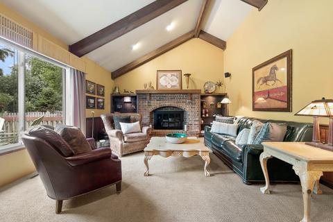 799 E Gartner Rd, Naperville, IL 60540 photo 15