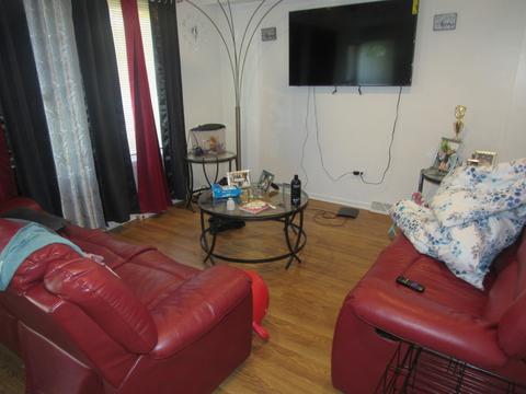 1505 E 76th St, Chicago, IL 60619 photo 4