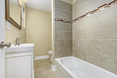 429 5th St, Aurora, IL 60505 photo 21
