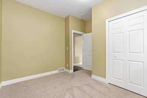 429 5th St, Aurora, IL 60505 photo 18