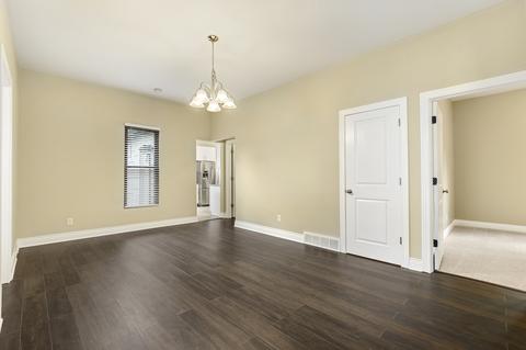 429 5th St, Aurora, IL 60505 photo 9