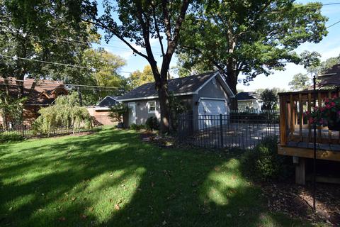 208 N Oak Ave, Bartlett, IL 60103 photo 25