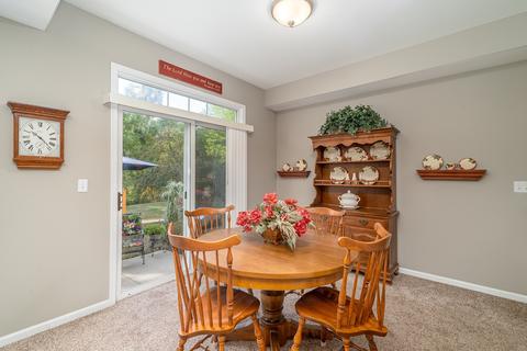 1285 Timberline Dr, Bartlett, IL 60103 photo 8