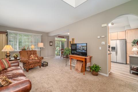 1285 Timberline Dr, Bartlett, IL 60103 photo 3