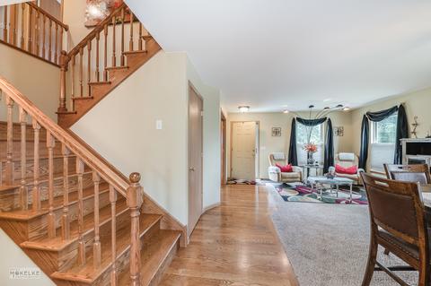 2205 Cedar Ridge Dr, Plainfield, IL 60586 photo 7