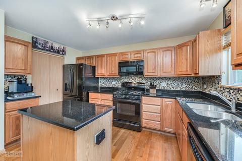 2205 Cedar Ridge Dr, Plainfield, IL 60586 photo 10