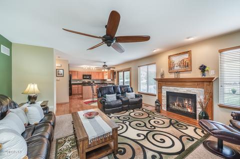 2205 Cedar Ridge Dr, Plainfield, IL 60586 photo 13