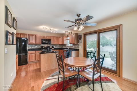 2205 Cedar Ridge Dr, Plainfield, IL 60586 photo 8