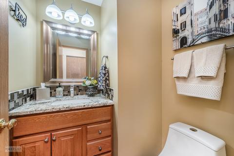 2205 Cedar Ridge Dr, Plainfield, IL 60586 photo 14