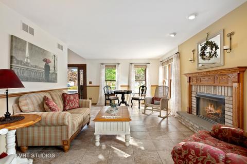 735 Cimarron Dr, Cary, IL 60013 photo 5