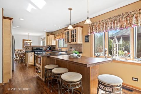 735 Cimarron Dr, Cary, IL 60013 photo 7