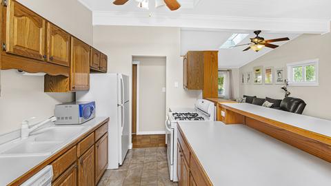 2214 Fulle St, Rolling Meadows, IL 60008 photo 7