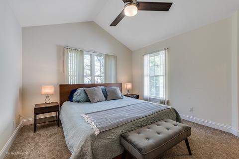 10403 Wilmette Ave, Algonquin, IL 60102 photo 10