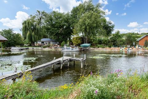 304 Park Ln, Ingleside, IL 60041 photo 2