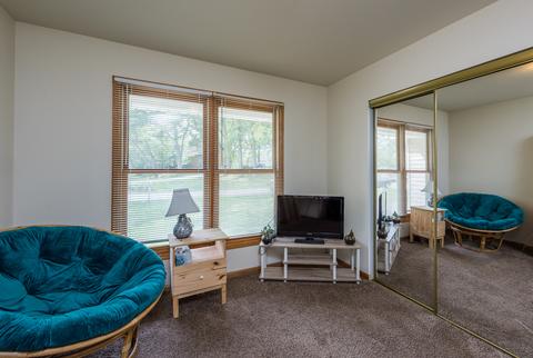 304 Park Ln, Ingleside, IL 60041 photo 16
