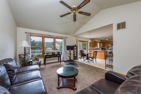 304 Park Ln, Ingleside, IL 60041 photo 3