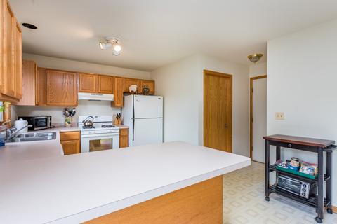 304 Park Ln, Ingleside, IL 60041 photo 11