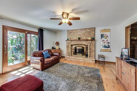 230 Gingerbrook Ln, Bartlett, IL 60103 photo 8