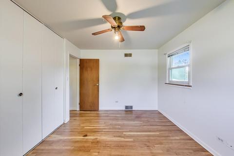 139 Michael Mnr, Glenview, IL 60025 photo 19