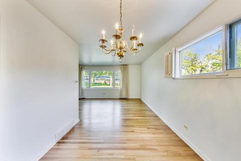 139 Michael Mnr, Glenview, IL 60025 photo 10