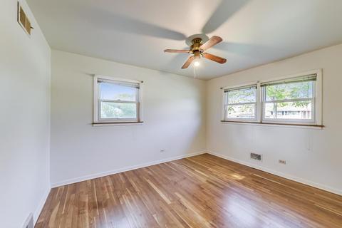 139 Michael Mnr, Glenview, IL 60025 photo 17