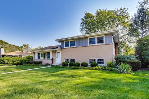 139 Michael Mnr, Glenview, IL 60025 photo 2