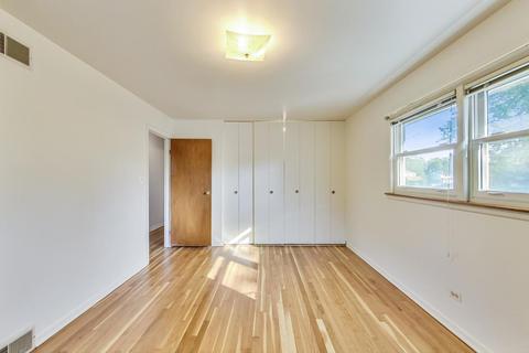 139 Michael Mnr, Glenview, IL 60025 photo 16