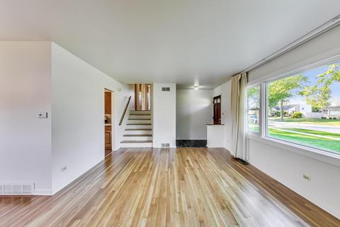 139 Michael Mnr, Glenview, IL 60025 photo 7