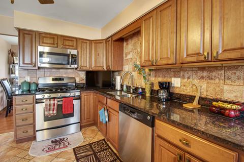 15121 Beachview Ter, Dolton, IL 60419 photo 9