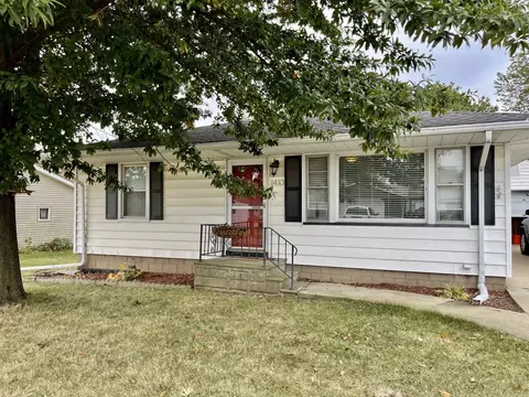 1410 Prospect Ave, Peru, IL 61354 photo 2
